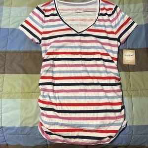 New with tags size M a:glow Maternity short sleeve T-shirt